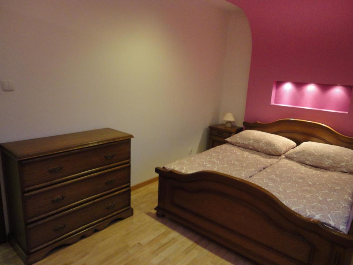 Ferienwohnung Apartament "Cleopatra" Z Garazem Podziemnym, Faktury Vat Kielce Exterior foto