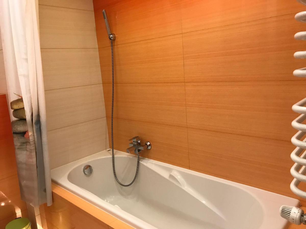 Ferienwohnung Apartament "Cleopatra" Z Garazem Podziemnym, Faktury Vat Kielce Exterior foto