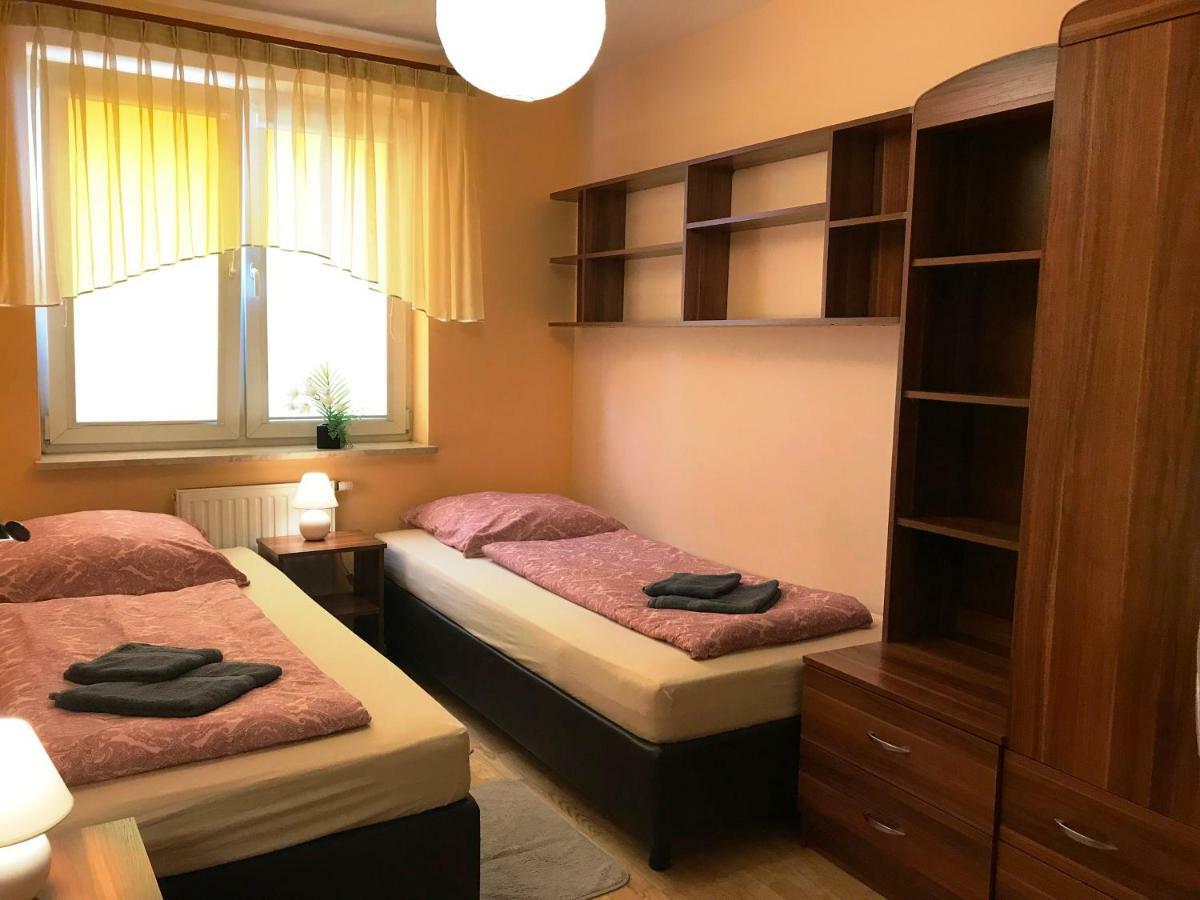 Ferienwohnung Apartament "Cleopatra" Z Garazem Podziemnym, Faktury Vat Kielce Exterior foto